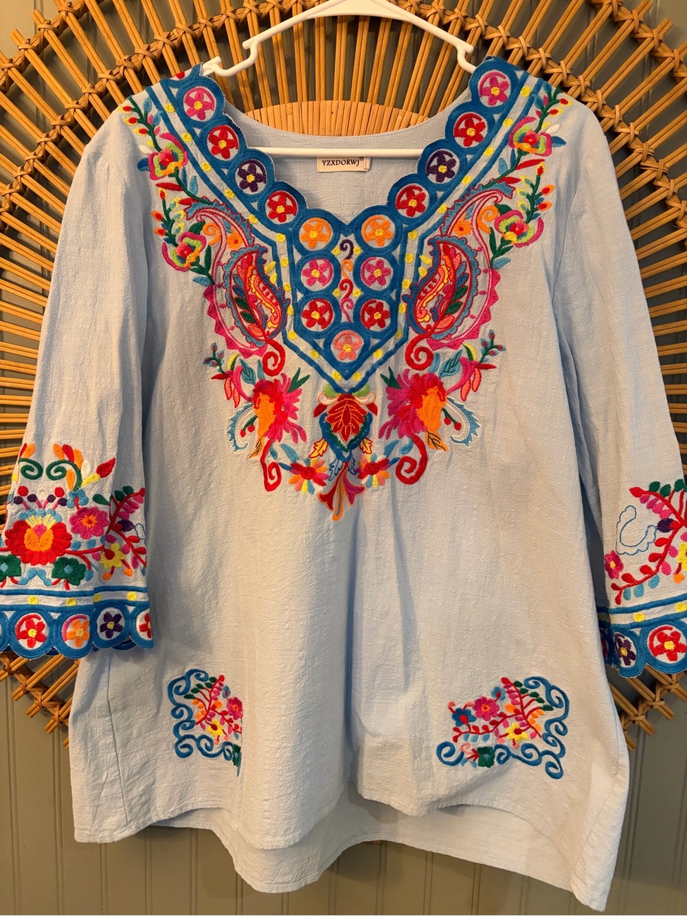 Embroidered Floral Tunic Top- XXL